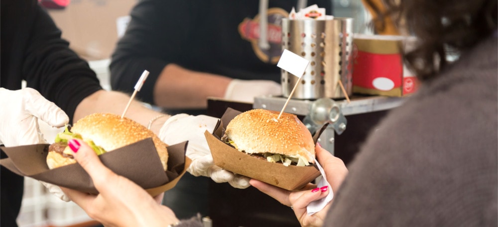 Wie verbessere ich den Kundenservice in einem Food Truck?